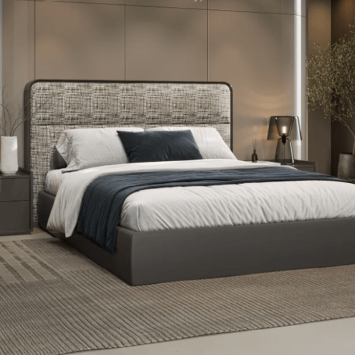 CAMA COLLINS